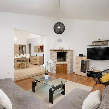 Villa Tamara By Istrialux