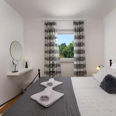 Tamara By Istrialux Villa Loborika