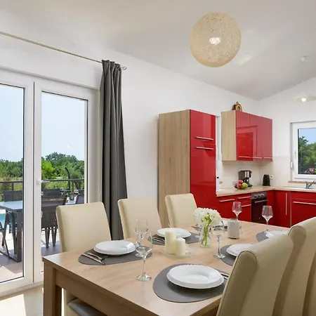 Tamara By Istrialux *