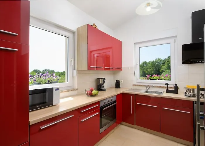 Tamara By Istrialux Villa *