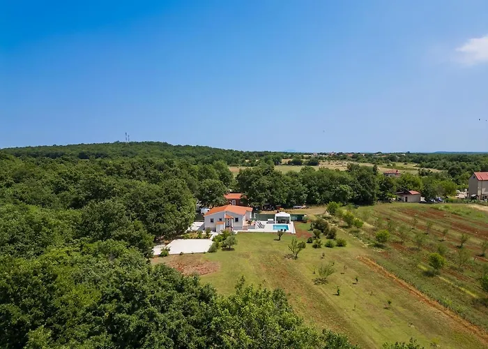 Tamara By Istrialux Villa *